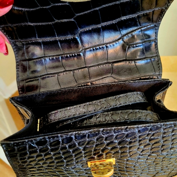 NWT Roberta Rossi Black Alligator Leather Handbag Crossbody Satchel - Picture 3 of 3